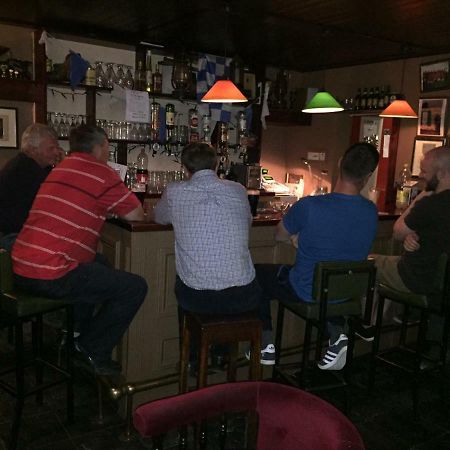 Carey'S Bar & Farmhouse Kilkenny Border Oldleighlin Exterior photo